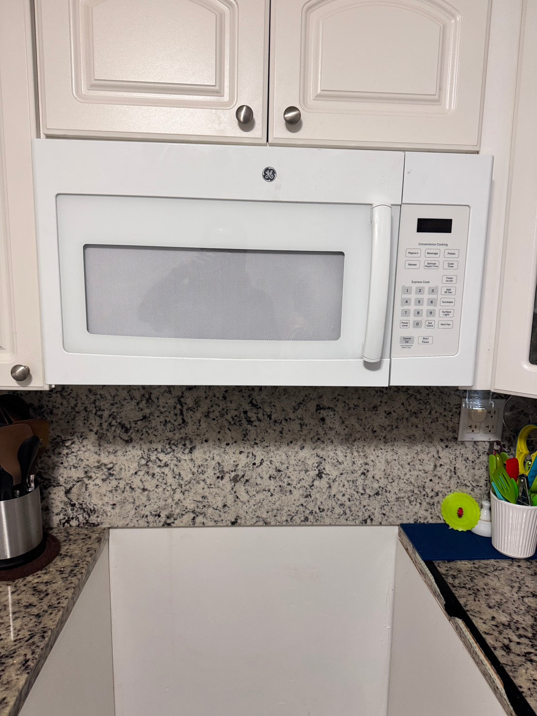 Product Sold – GE White Microwave (Model: JVM3160DF4WW) Product Sold – GE White Microwave (Model: JVM3160DF4WW)